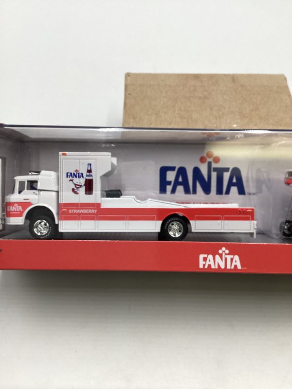 M2 hauler Fanta 1970 Ford C-950 & 1969 Ford Mustang Funny Car TW30 Online Hot Sale