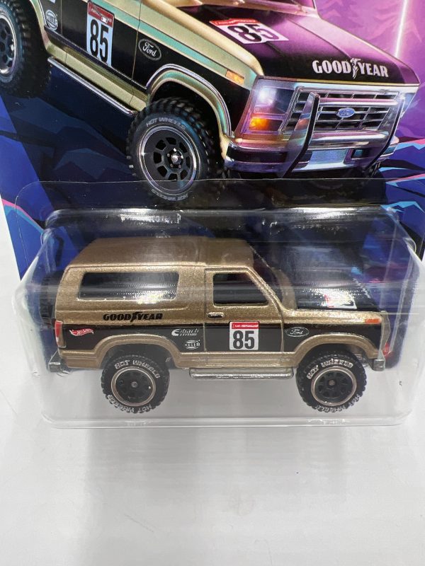 2024 Hot Wheels Tubular Trucks 3 5 1985 Ford Bronco 160F Hot on Sale