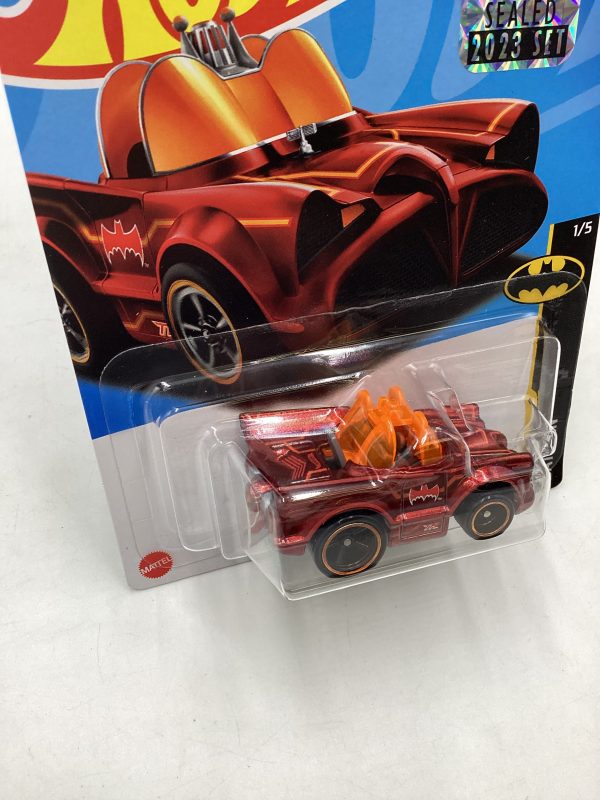 2023 Hot Wheels Super Treasure hunt 1 1250 Classic TV Series Batmobile Factory Sealed with Protector Online