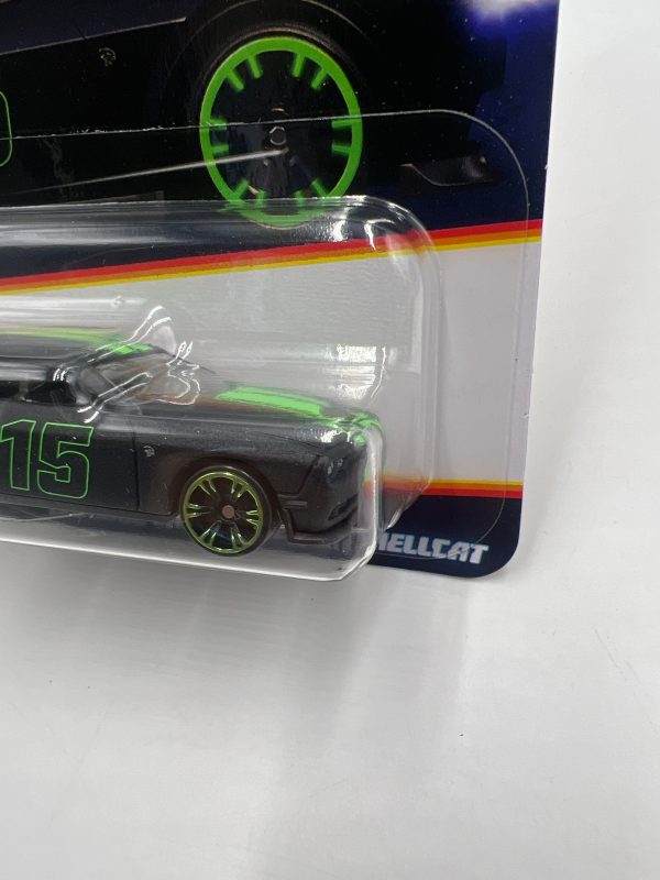 2024 Hot Wheels Neon Speeders 6 8 15 Dodge Challenger SRT Hellcat 160Q Hot on Sale