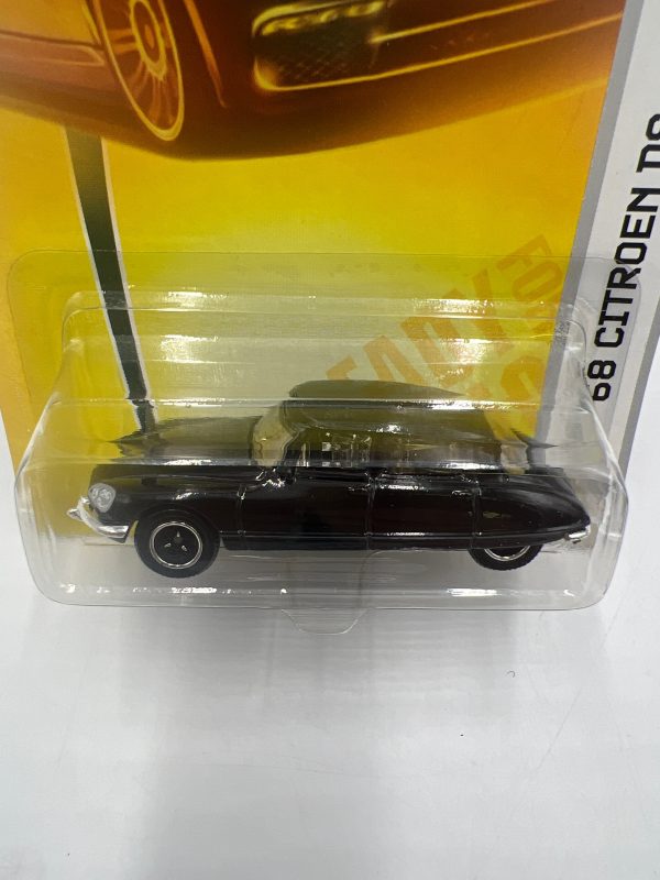 Matchbox #1 68F Heritage Classics 68 Citroen DS Black 68F Hot on Sale