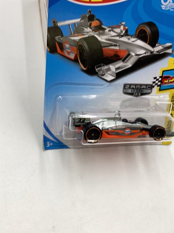 2018 Hot wheels Zamac #10 Indy 500 Oval (Not perfect card) Supply