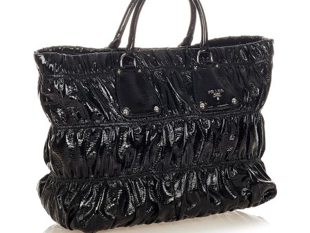 Prada Vernice Gaufre Tote Bag 26260 For Cheap